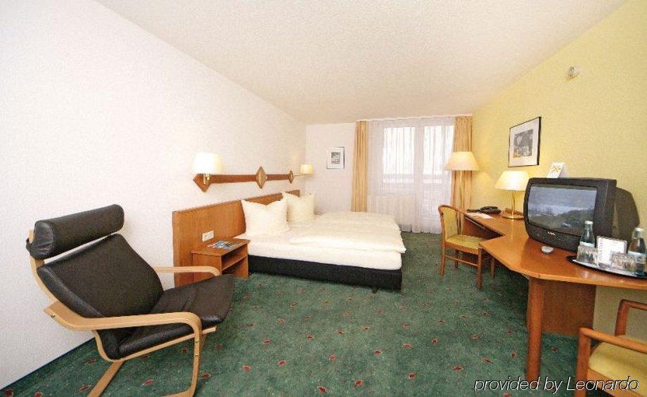 Airporthotel Residenz Штайненброн Номер фото